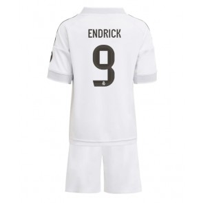 Lacne Dětský Futbalové dres Real Madrid Endrick #9 2025-26 Krátky Rukáv - Domáci (+ trenírky)